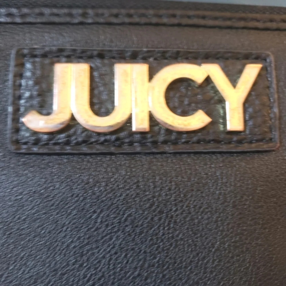Juicy Couture Wallet Black Gold Hardware Zip Around Muti Compartments - Picture 3 of 7
